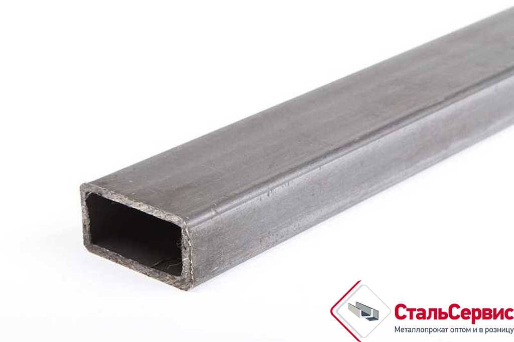 Труба 60х30х2,5 мм